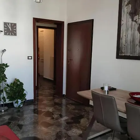 House - Full Lecce
